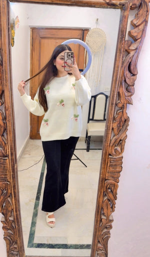 Tani Wollen Top