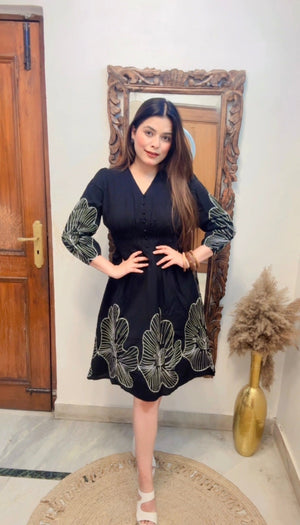 Lit32 Dress