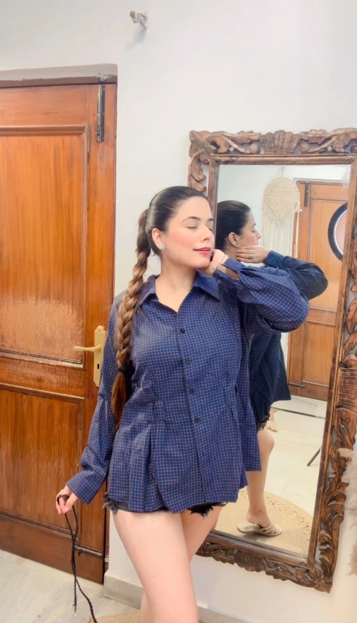 Lit Shirt 144 with belt