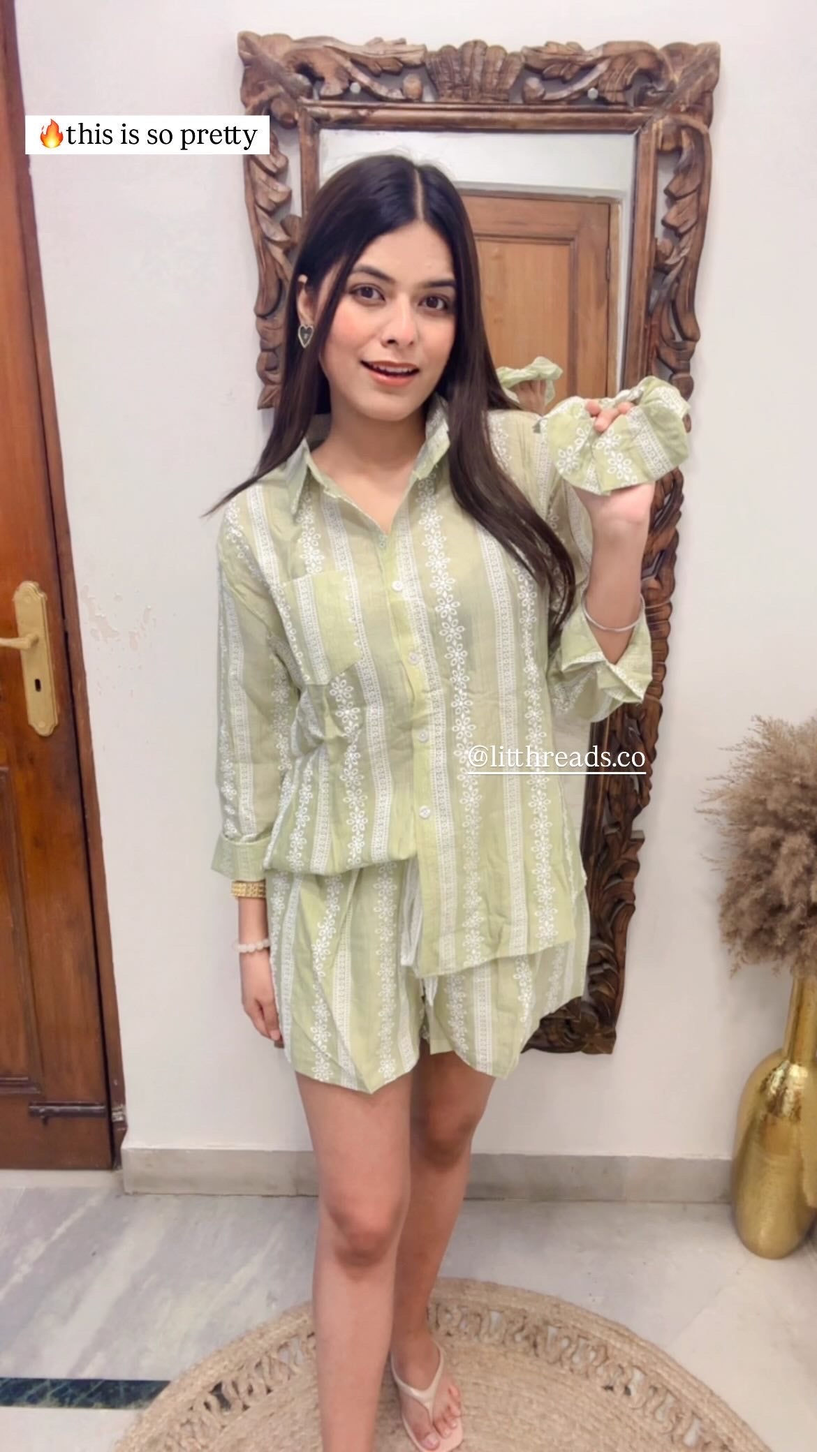 Fizzy Two Piece Set with Scrunchie