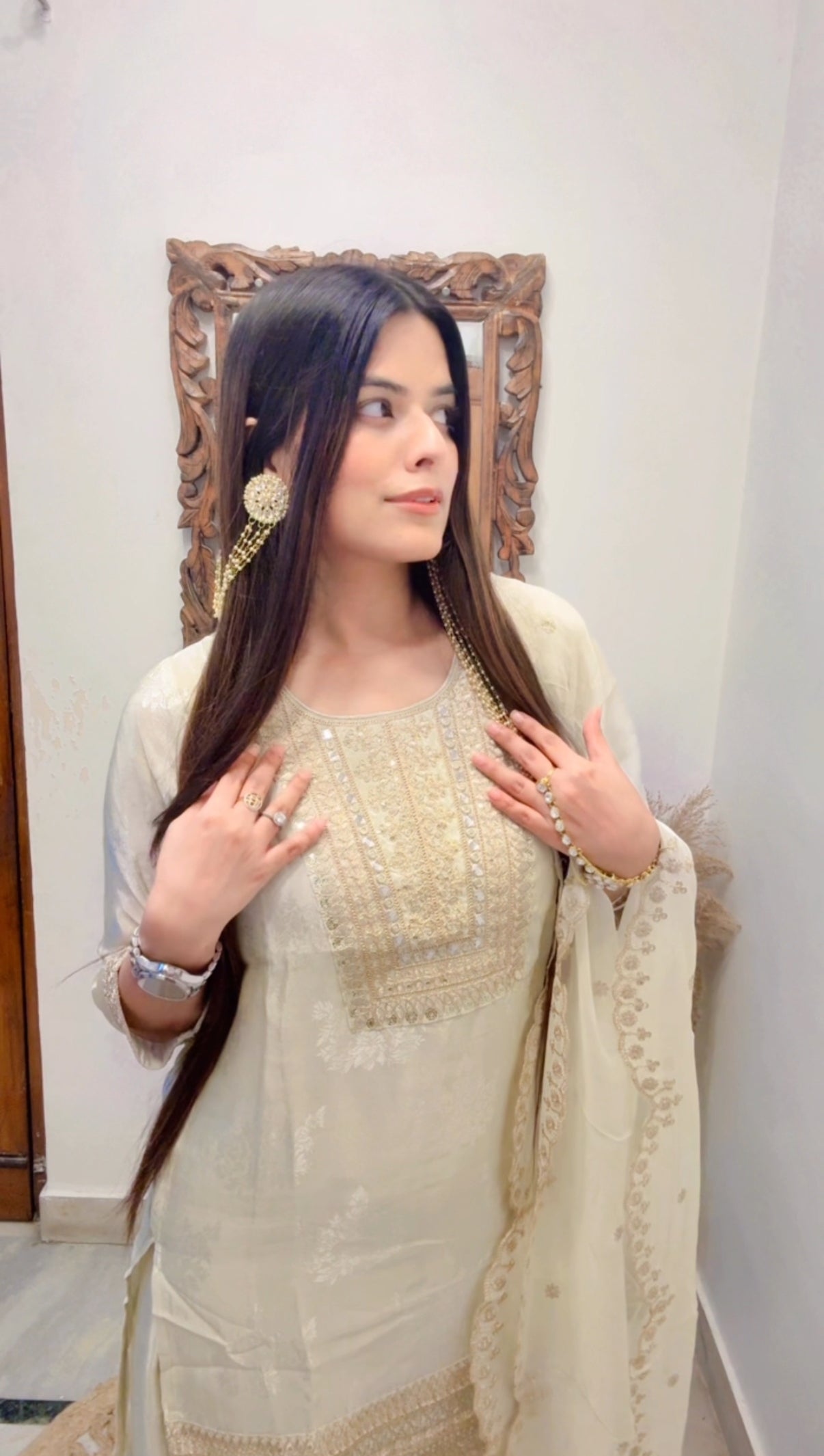 Kiran Farshi Salwar Three Piece Set